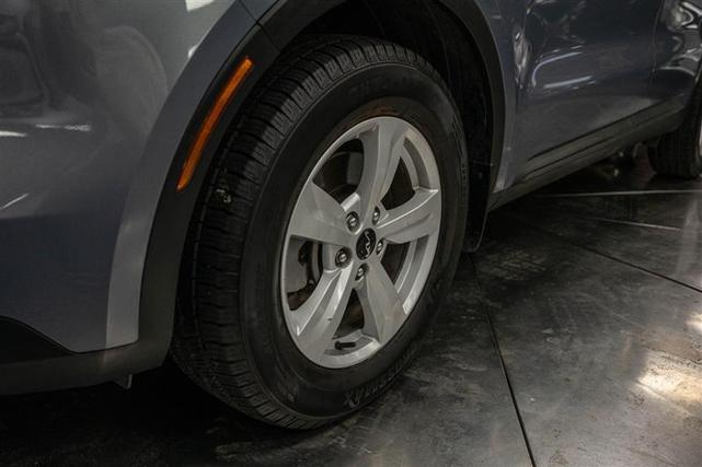 2022 kia sorento lx