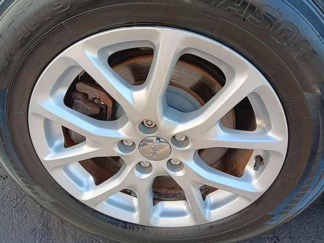 2014 jeep cherokee altitude sport utility 4d in runnemede, new jersey