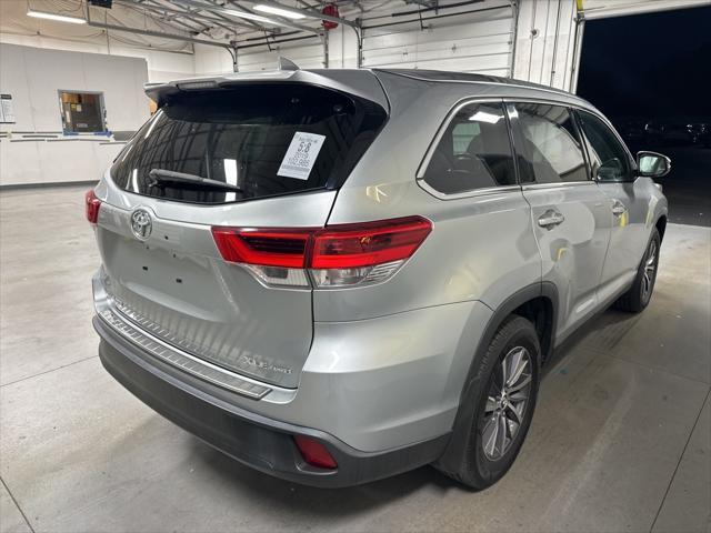 2019 toyota highlander xle
