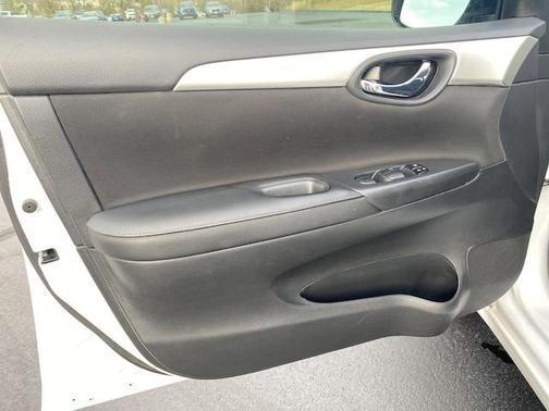 2018 nissan sentra in minneapolis, minnesota