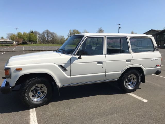 1985 toyota landcruiser fj60 2f 4x4 a/c original selling world wide no reserve