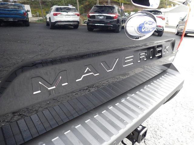2022 ford maverick lariat