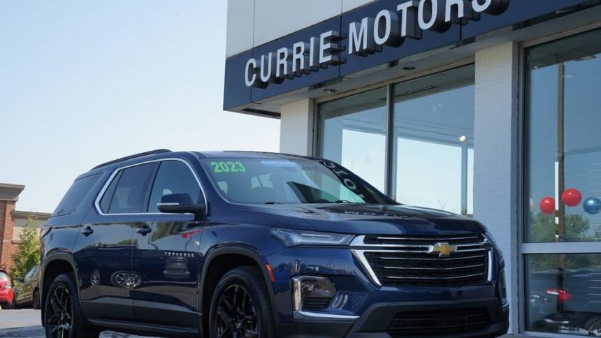 2023 chevrolet traverse lt cloth