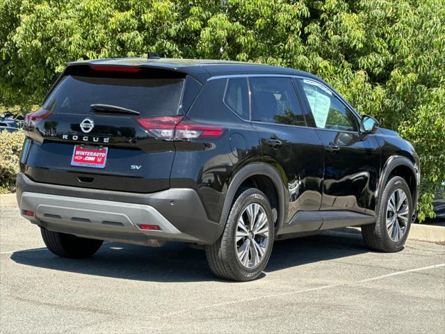 2021 nissan rogue sv
