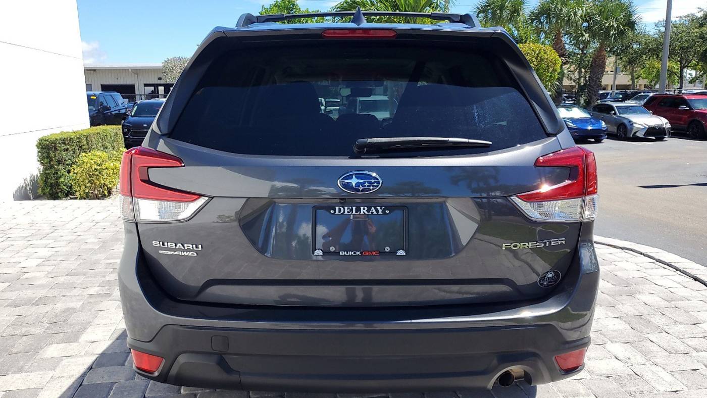 2020 subaru forester premium