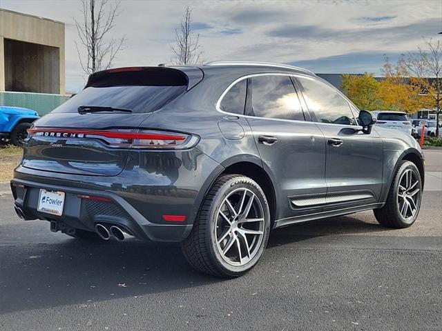 2022 porsche macan base