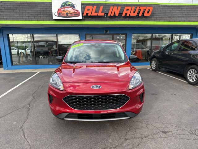 2022 ford escape se
