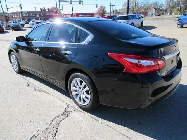 2016 nissan altima 2.5 s