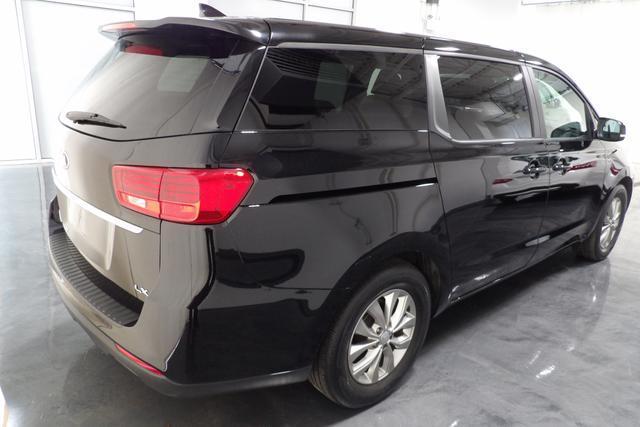 2019 kia sedona lx