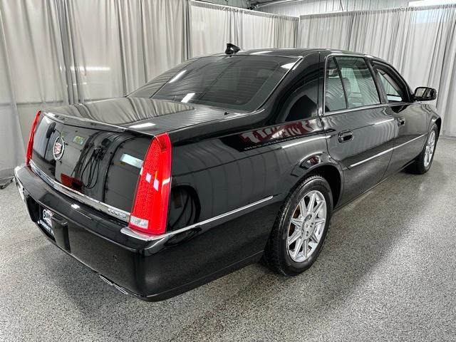 2011 cadillac dts luxury