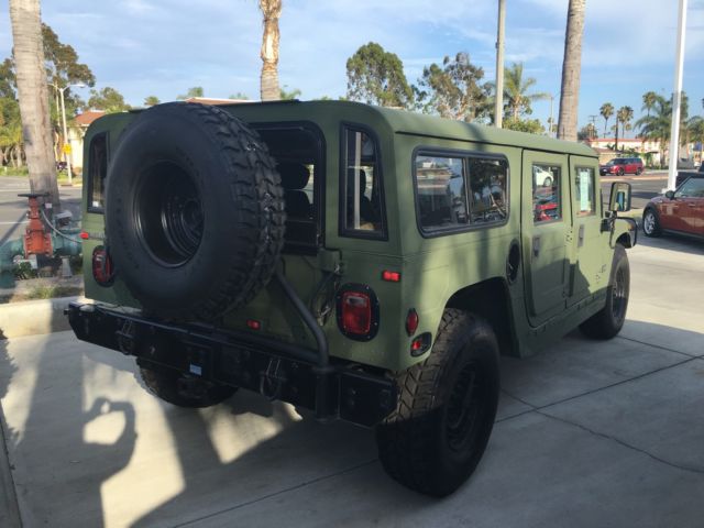 am general hummer h1 diesel with only 3400 original miles! great condition!