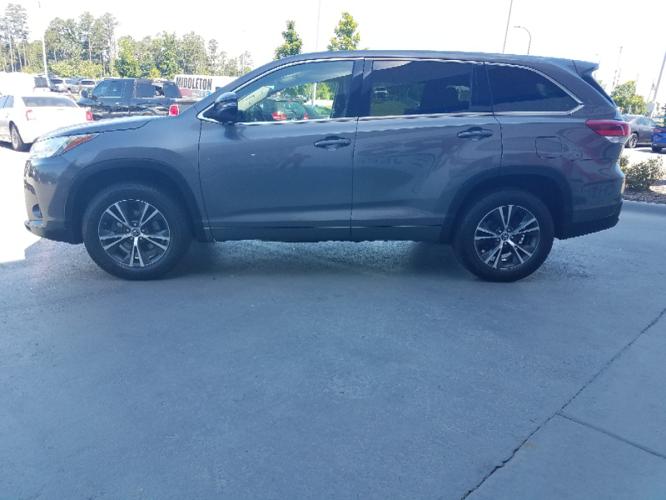 used 2017 toyota highlander le little rock, ar 72210 for sale in little rock, arkansas