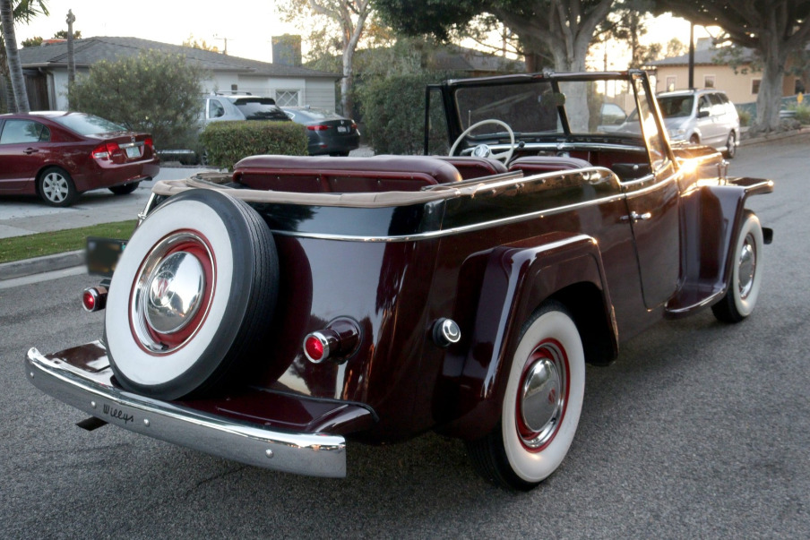 1951 willys-overland jeepster