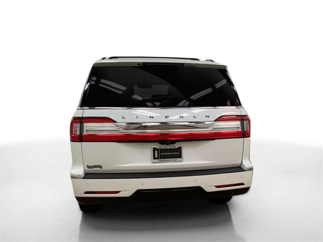 2021 lincoln navigator black label