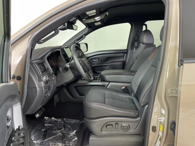 2024 nissan titan pro-4x