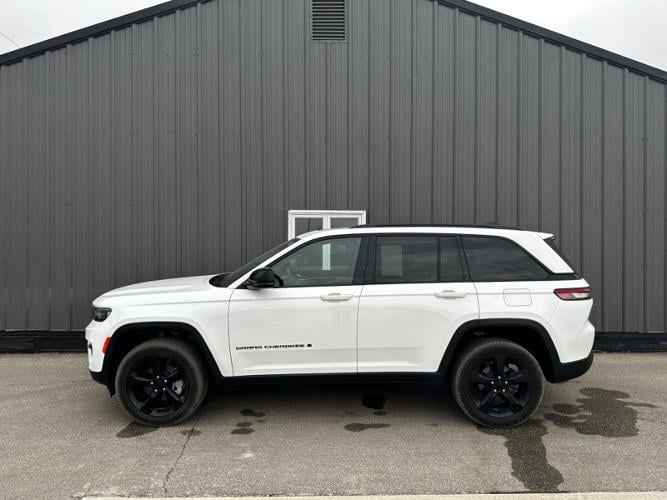 used 2023 jeep grand cherokee limited