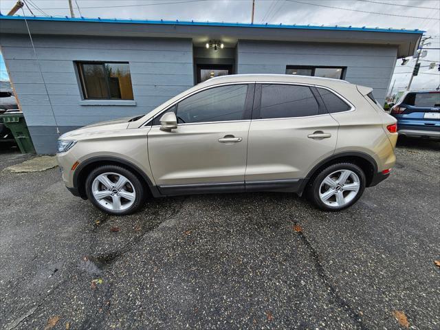 2015 lincoln mkc base