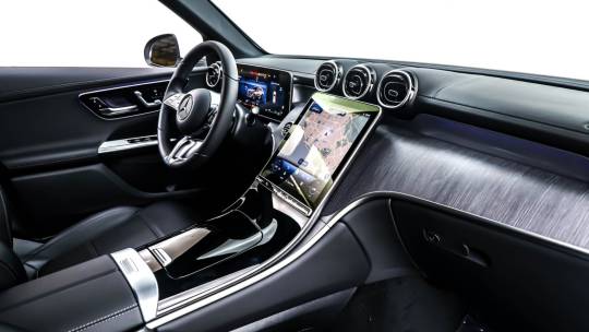 2025 Mercedes-Benz GLC