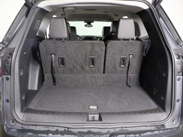 2020 chevrolet traverse lt leather