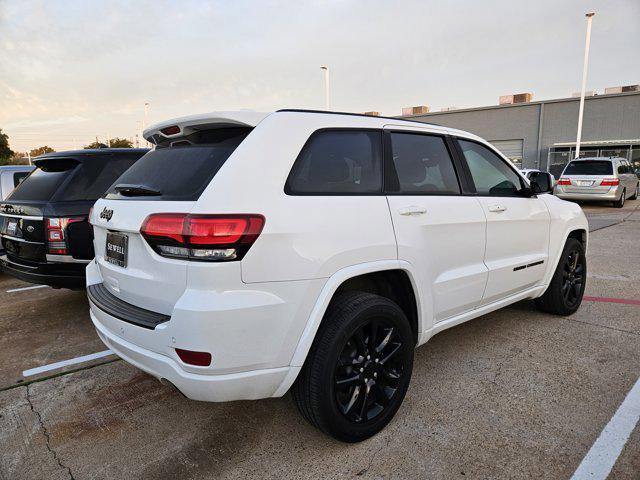 2021 jeep grand cherokee laredo