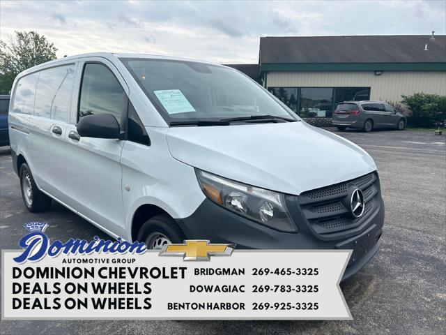 2016 mercedes-benz metris base