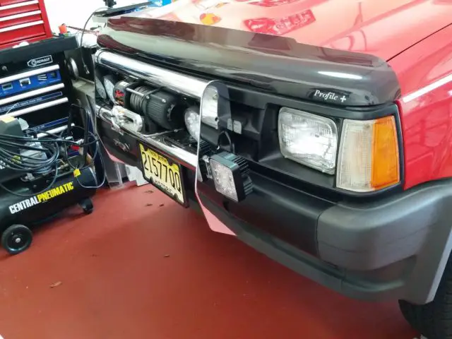 1989 mazda b2600i se5 pickup truck