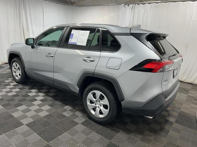 2024 toyota rav4 le