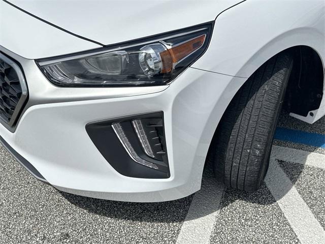 2021 hyundai ioniq hybrid se
