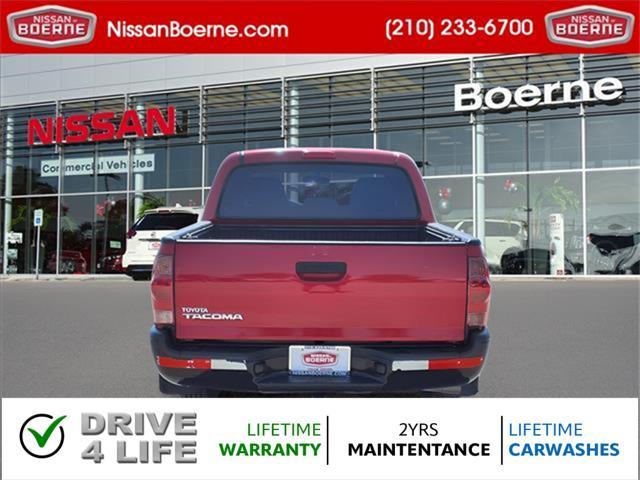 2015 toyota tacoma base
