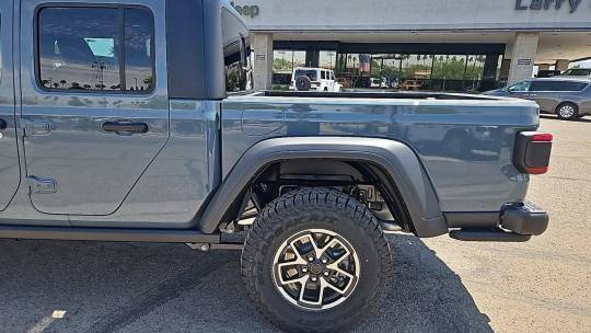 2024 Jeep Gladiator
