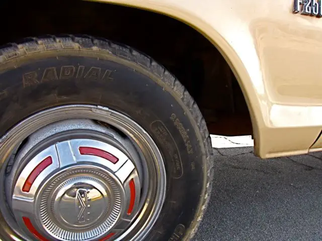 1976 ford f250 california survivor original paint 69 k miles with o rust !!!!