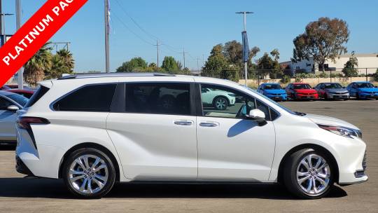 2023 Toyota Sienna