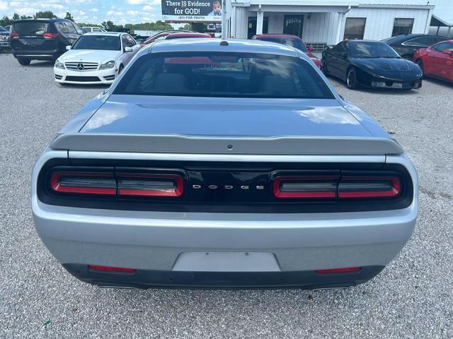 2020 dodge challenger r/t