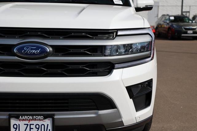 2024 ford expedition xlt