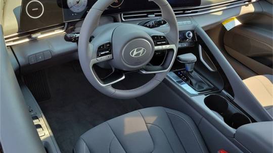 2024 Hyundai Elantra