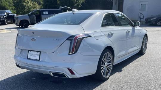 2022 Cadillac CT4 premium luxury