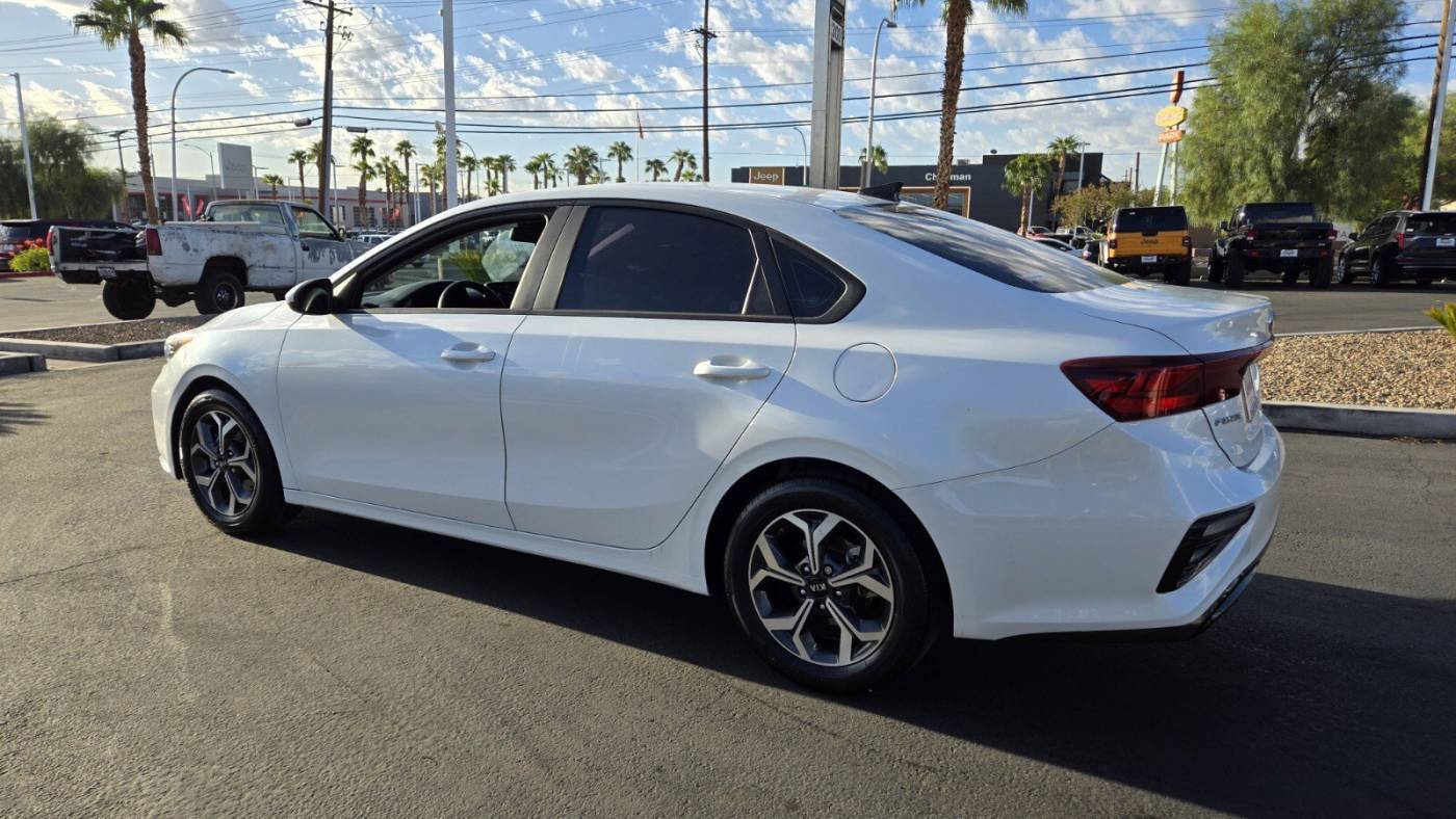 2021 kia forte lxs