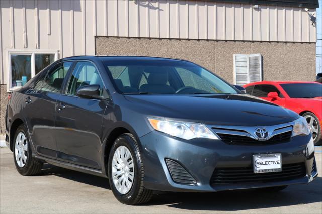 2012 toyota camry le