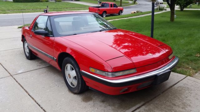 beautiful 1988 reatta- runs/ looks beautiful- 99.6k actual miles- rare #419 prod