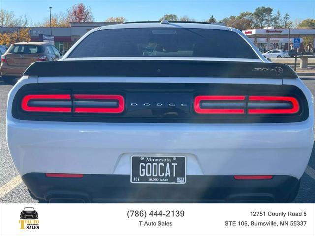 2016 dodge challenger srt hellcat