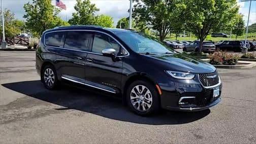 2022 chrysler pacifica l in medford, oregon