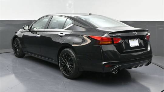 2025 Nissan Altima