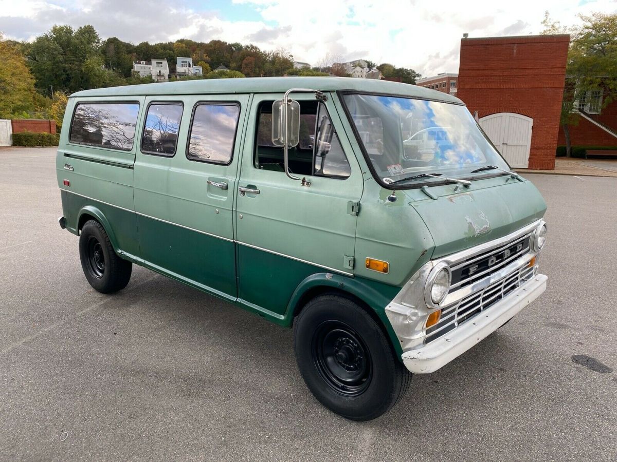 1973 ford econoline e200 club wagon