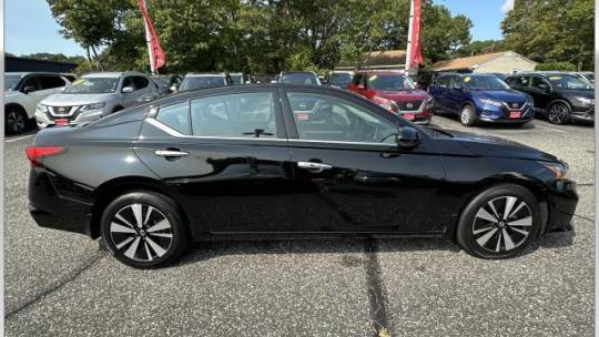2022 Nissan Altima