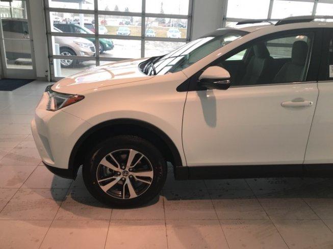2018 toyota rav4 awd xle for sale in great falls, montana