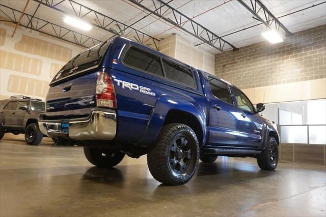 2015 toyota tacoma base