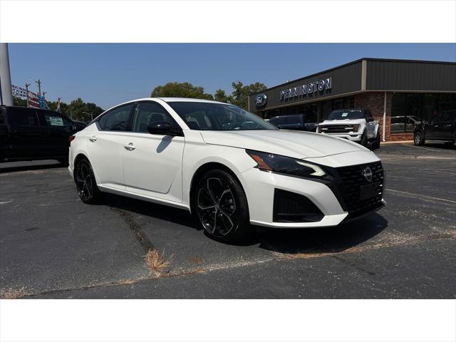 2023 nissan altima sr intelligent awd