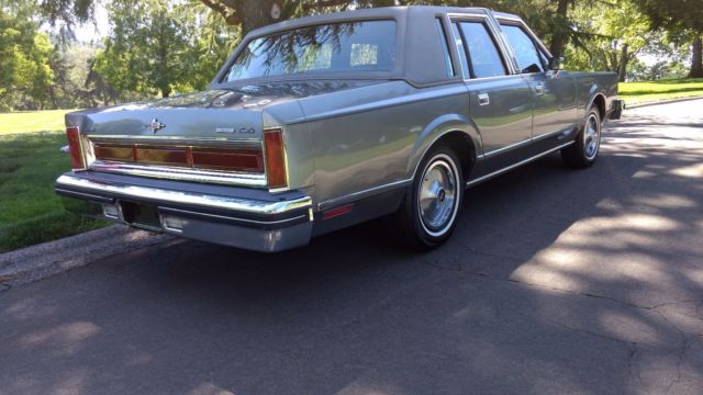 1983 lincoln town car 46,000 miles, senior owned