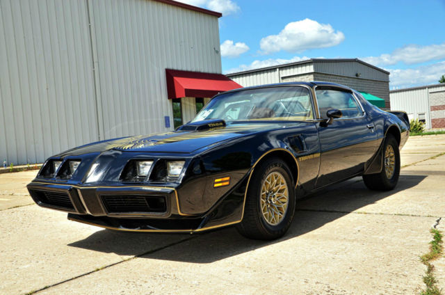 1979 pontiac trans am 6.6l t-top restored