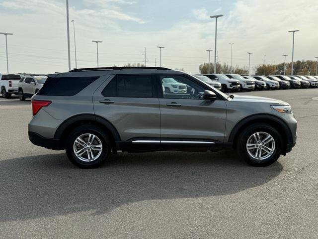 2020 ford explorer xlt
